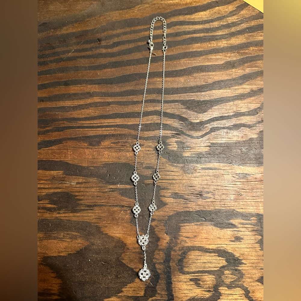 AVON Flower Necklace